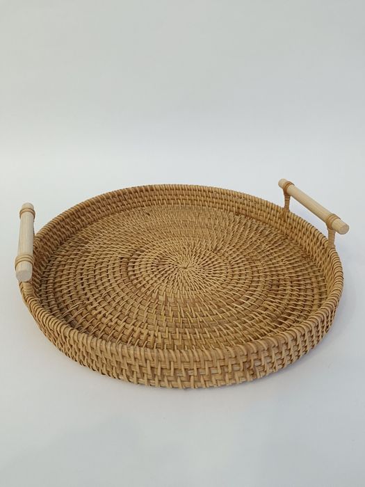 Поднос плетёный из ротанга