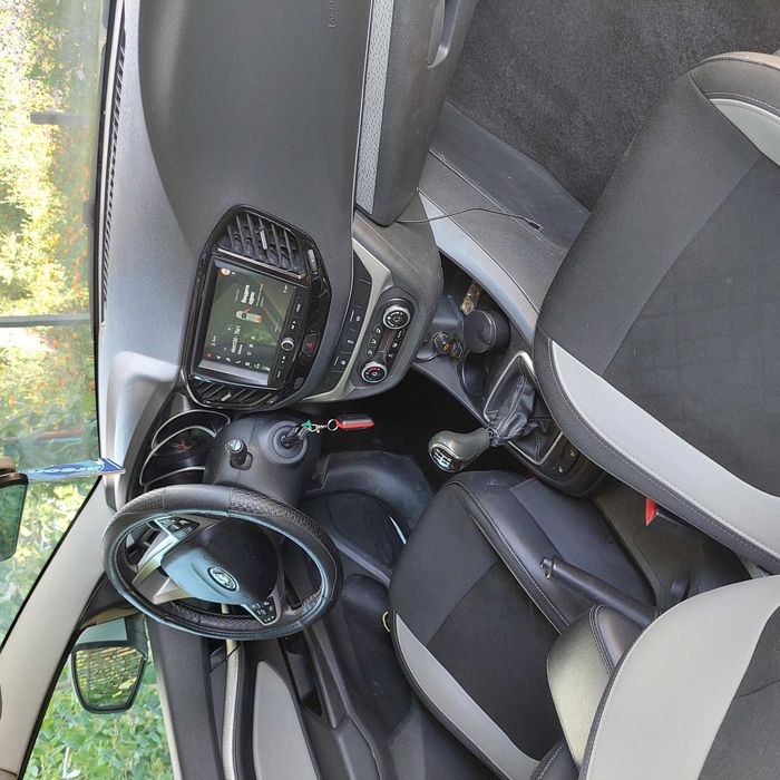 Лада Веста Кросс