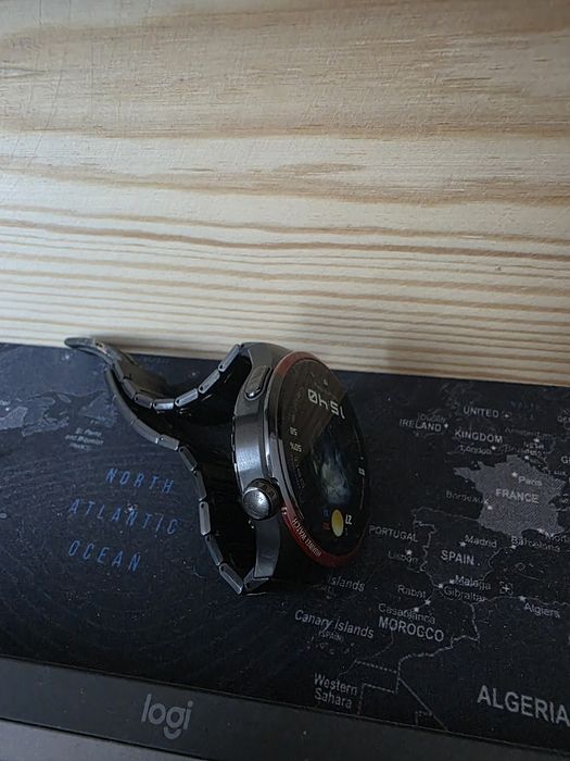 Huawei Watch 4 Pro Space Edition – Titan DLC, Safir – Impecabil (fara zale extra)