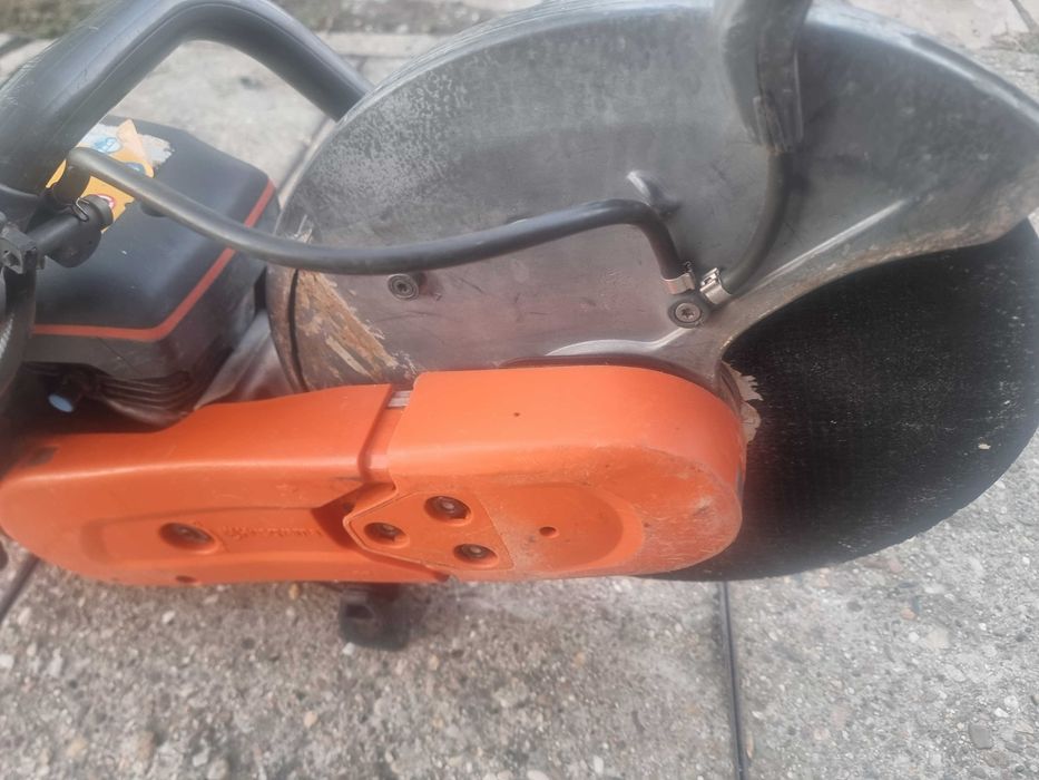 Husqvarna K770 - ръчен бензинов фугорез 350 мм-3.7 kW, 5 к.с.