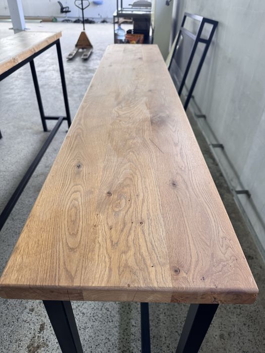 Високи маси от дърво и стомана