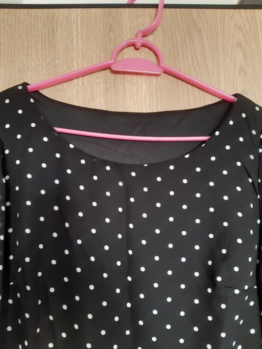 Платье черное в белый горошек