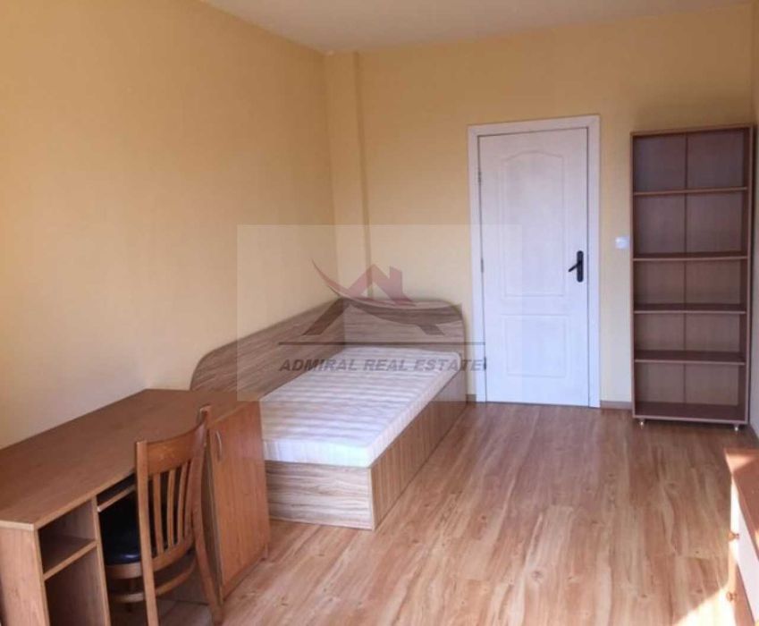 Дава се под наем Тристаен апартамент в Варна, Възраждане 1 - 101 кв.м за 600 € - Снимка #3