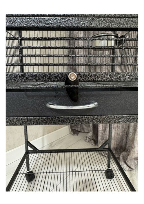 Продаю клетку для птиц