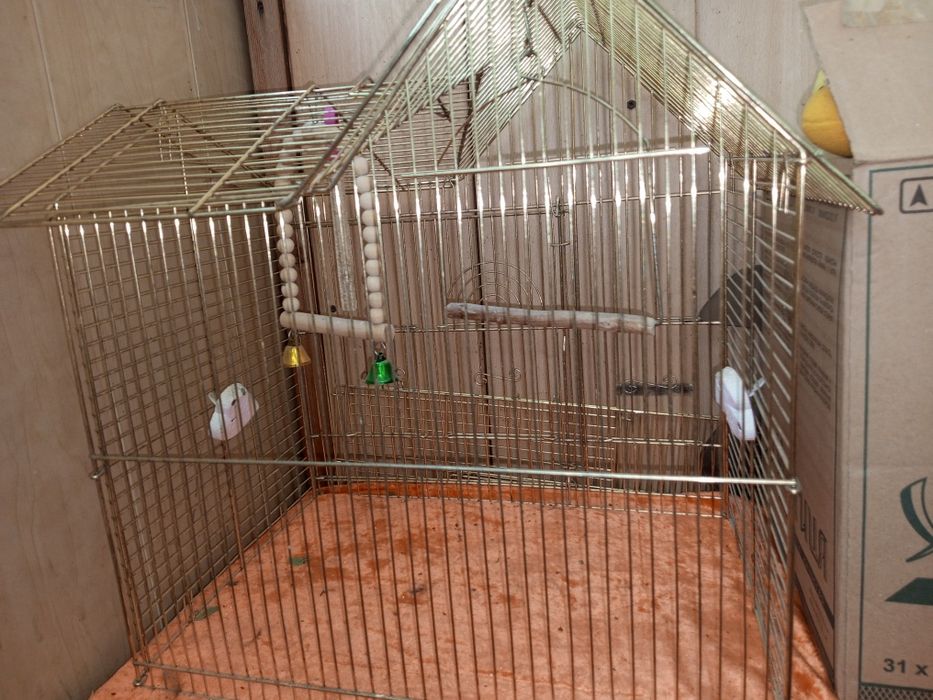 Клетка для попугаев