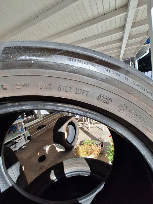 2 броя летни гуми Continental