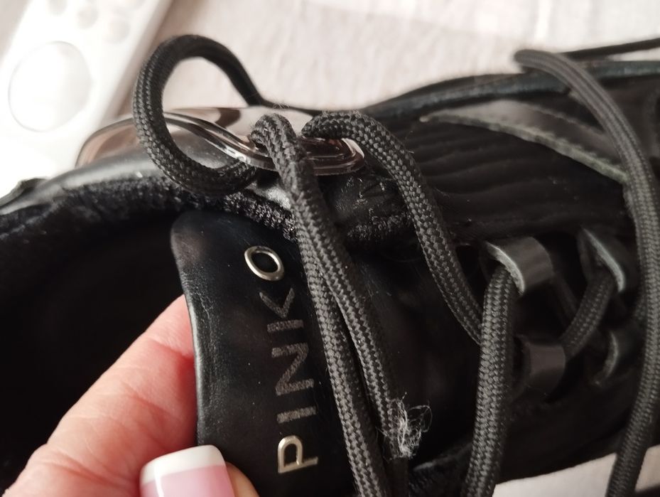 Pinko сникърси отлично състояние