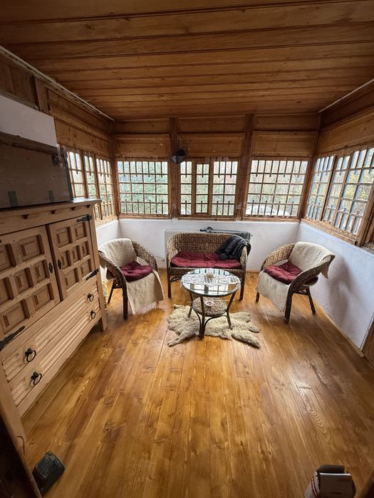 Casa, Vila, Conac Provita de Sus