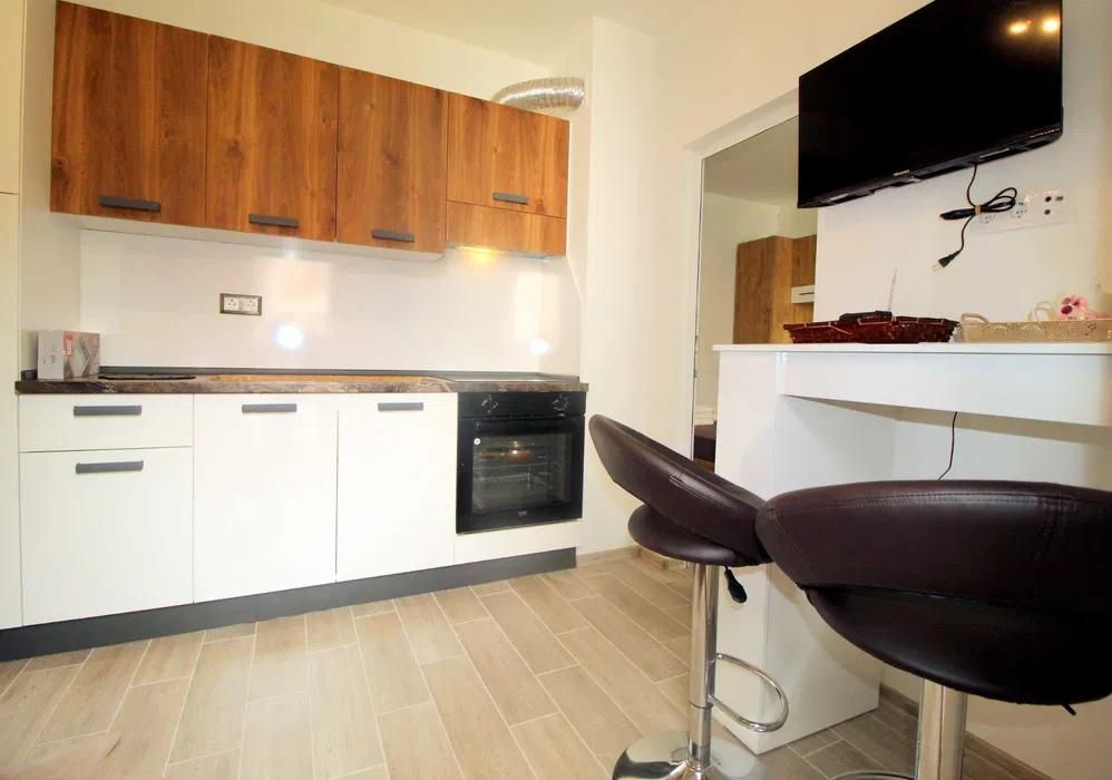 Двустаен апартамент, под наем, кв. Победа