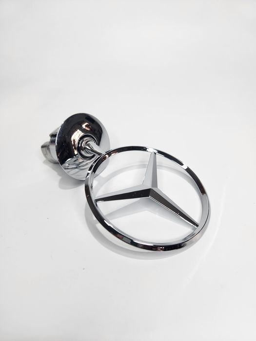 Sigla mercedes emblema stema mercedes capota