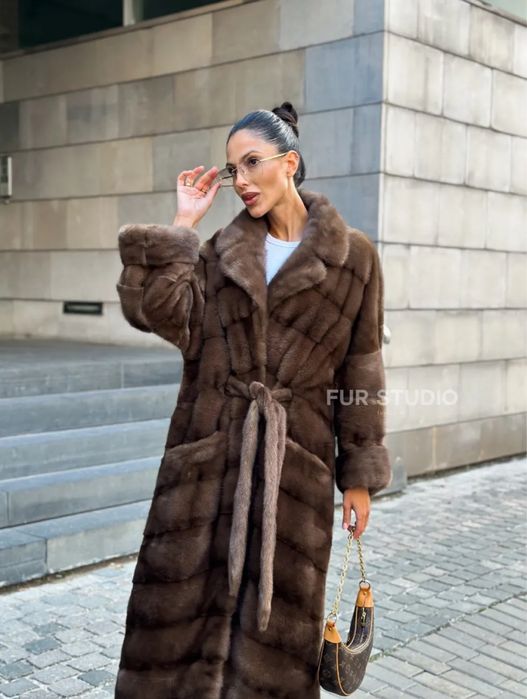 Шуба шикарная 50000!!!