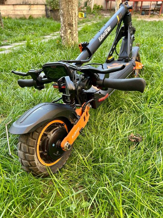 Trotinetă electrică KuKirin G2 Max + accesorii, foarte bine întreținută
