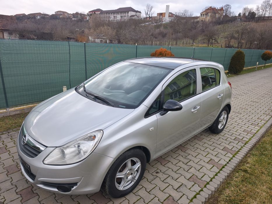 Opel Corsa 1.2 benzină