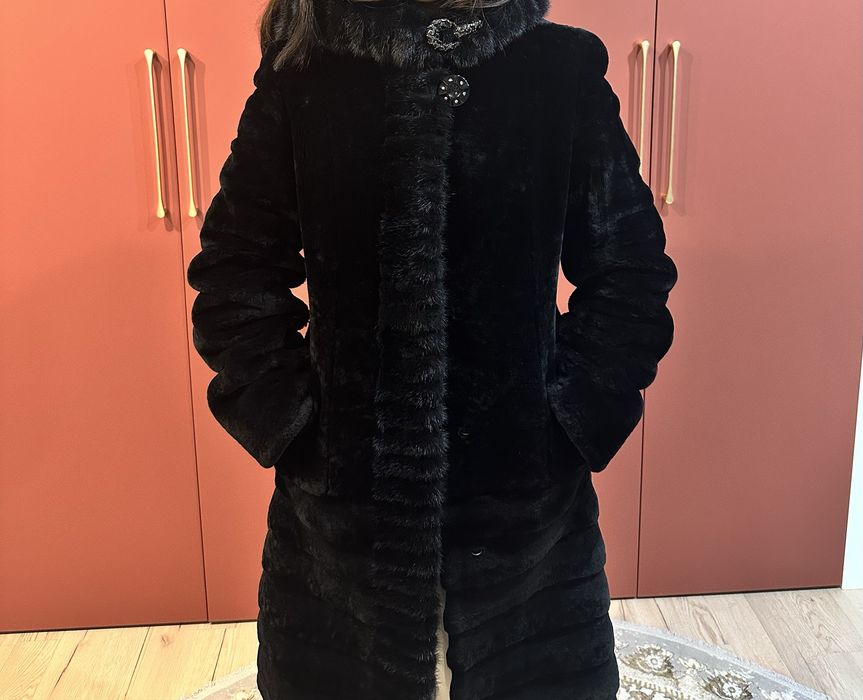 Продается мутоновая шуба