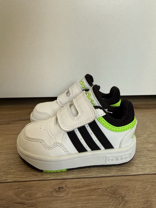 Нови! Маратонки Adidas