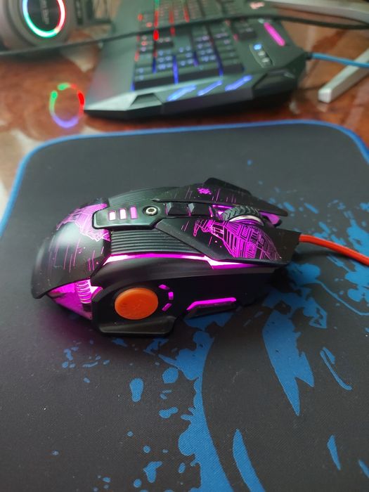 Продаётся проводная игровая Мышка DEFENDER STARX GM-390L