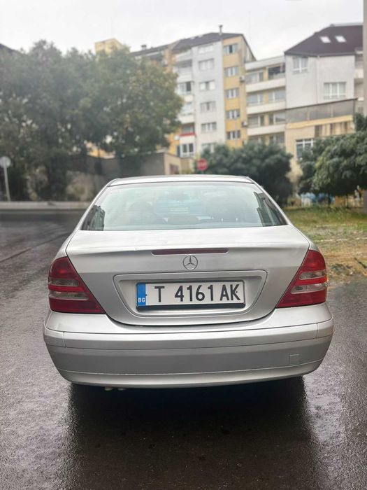 Mercedes-Benz C 180