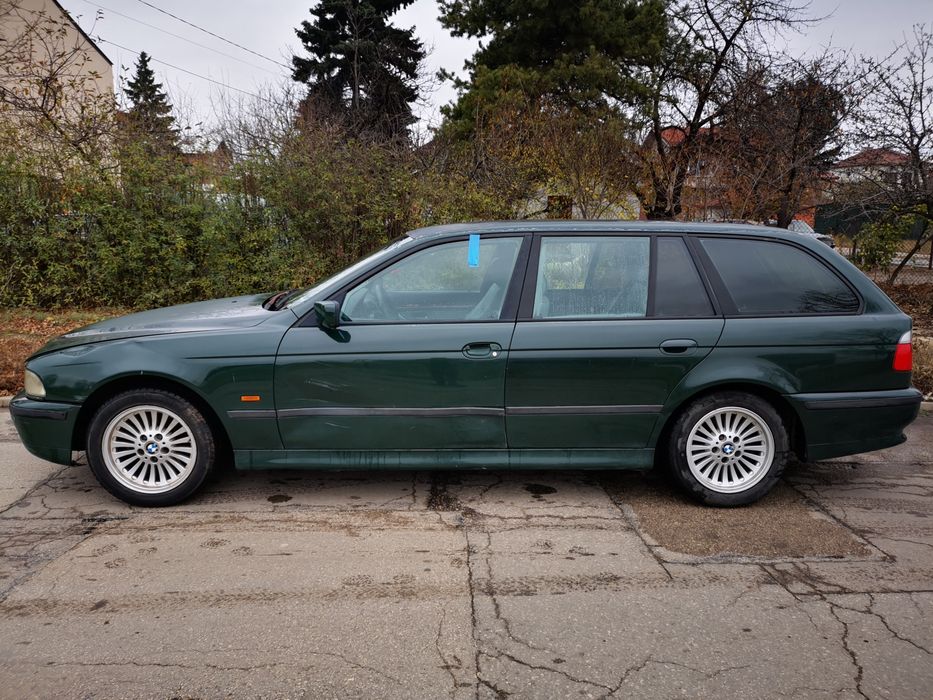 BMW E39 520I на части