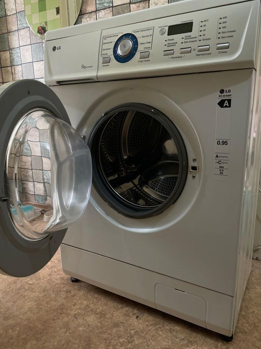 Машинка стиральная Автомат