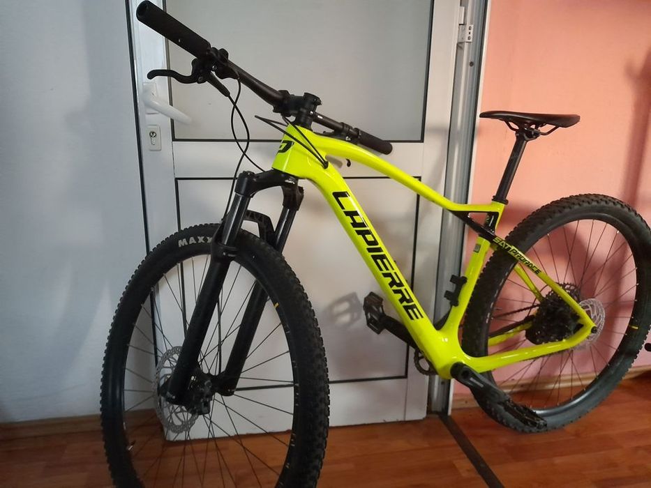 Bicicleta carbon Lapierre