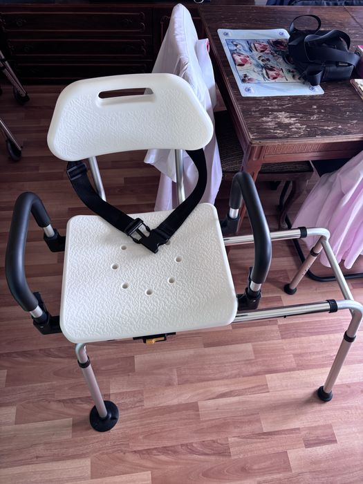 Scaun de transfer pentru cadă cu rotire 360, cu rotire completă și glisare laterală