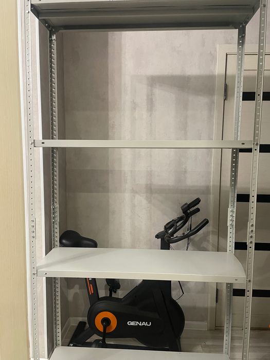 Продам металлический  стеллаж