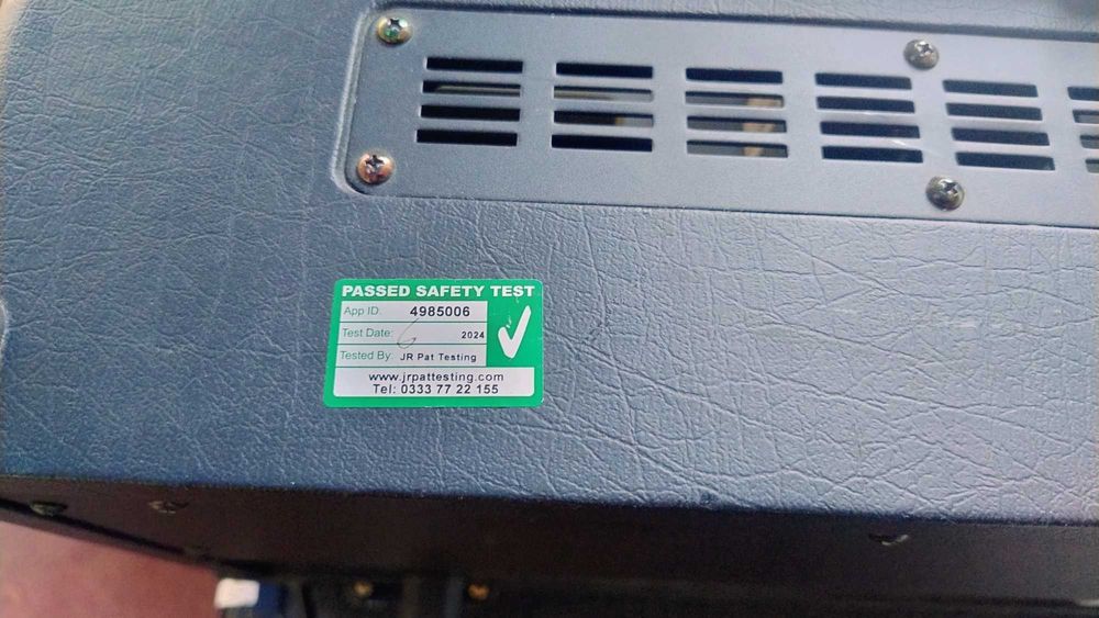 Vând head de chitară  pe lămpi Blackstar ,100 wati !