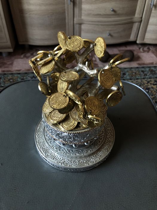 Денежное дерево 100 тг