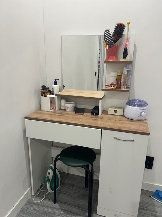 Туалетный столик продам!!!