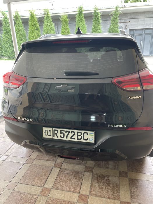 Tracer 2 premier  2023 yil kelishamz prabeg 77700