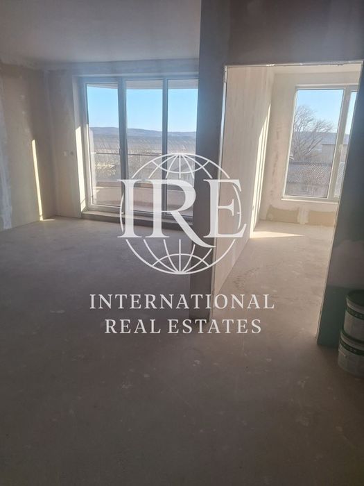 Продава се Двустаен апартамент в Варна, Трошево - 72 кв.м за 1169 €/кв.м - Снимка #3