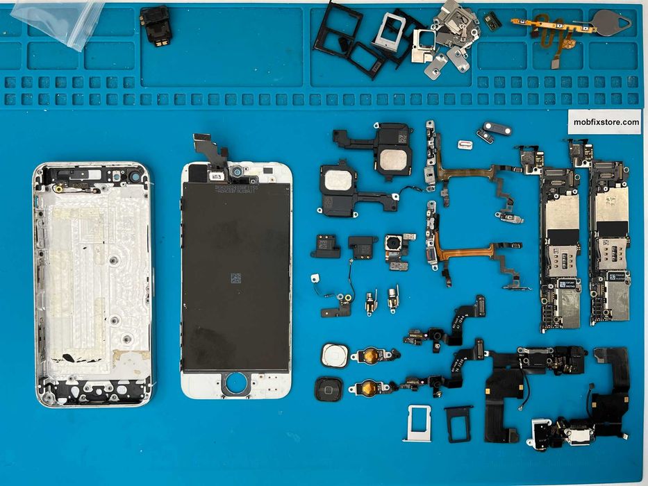 iPhone 5 на части