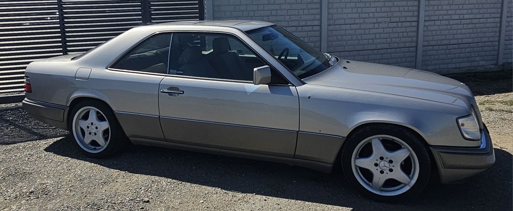MERCEDES-BENZ E-Class 1993 — imagine 4