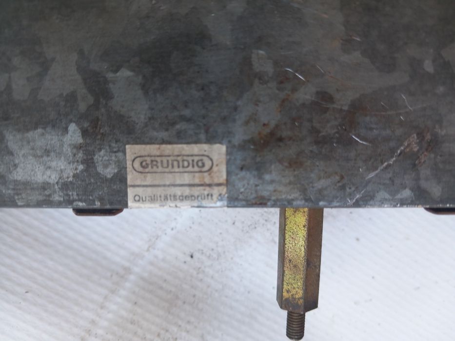 Оригинално ретро радио Grundig