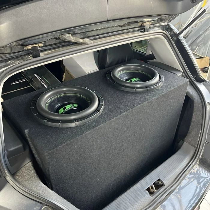 Incinta subwoofer custom pe comanda