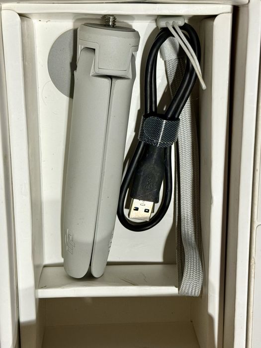 DJI OM5 sistem de stabilizare pentru smartphone