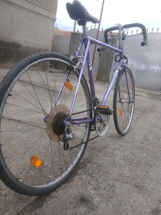 Bicicletă Hercules cursieră/trekking – funcțională, ideală pentru oraș