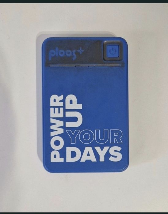 Vând 2 powerbank Samsung