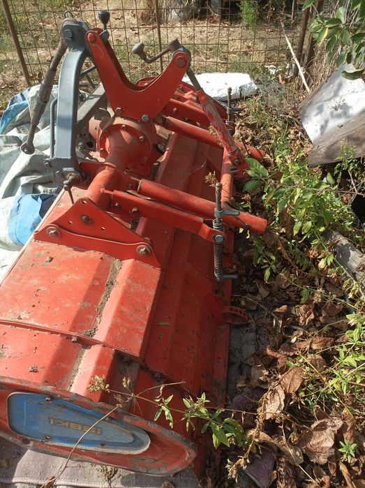 Vând freza agricola și cositoare