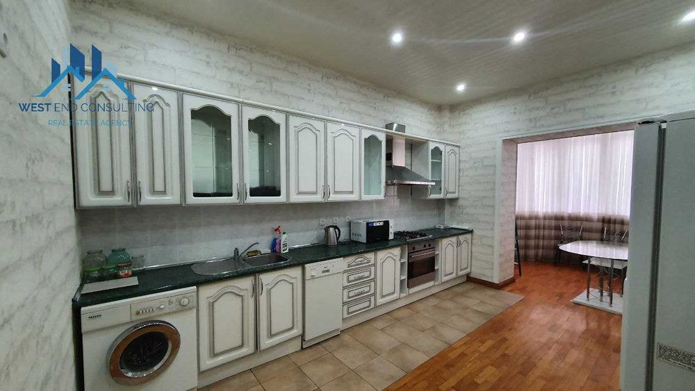 For Rent | ул. Чехова,  Бон Кафе |  120м2 - 3 комнат | собственник