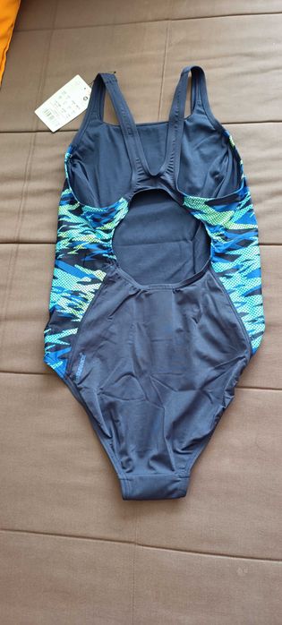 Цял бански "Speedo" размер GB 36/12