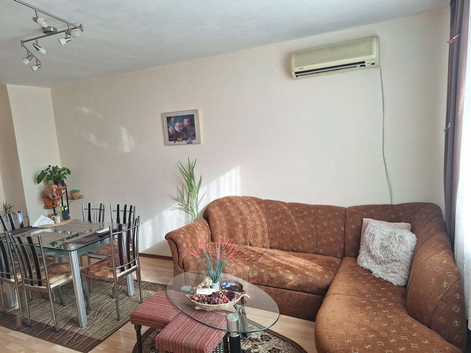 Апартамент 74кв+9кв мазе