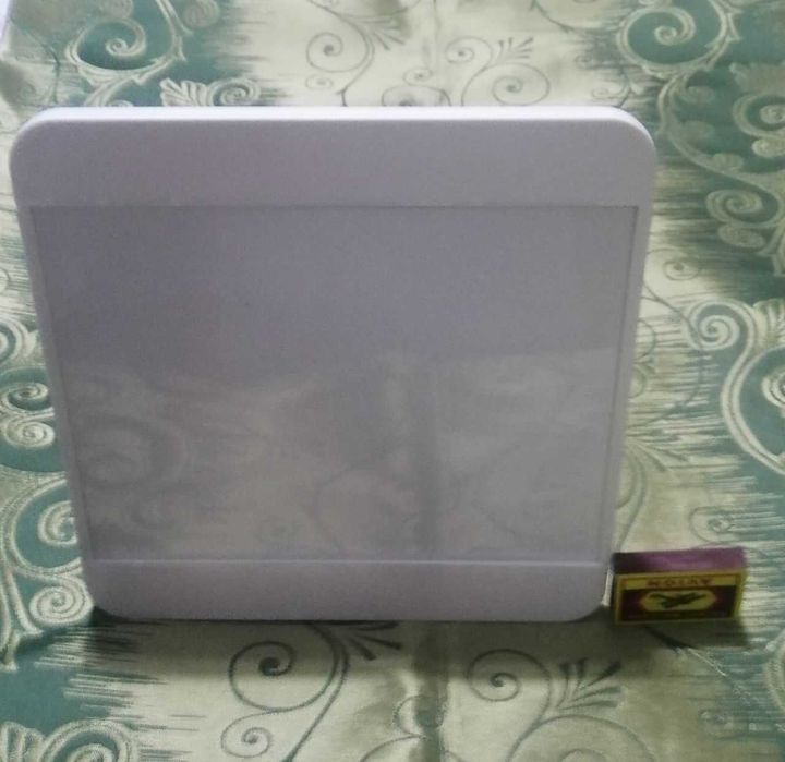 Продам фото рамку настольную новую.