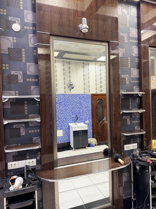 Sartarow oynasi ramkasi bn