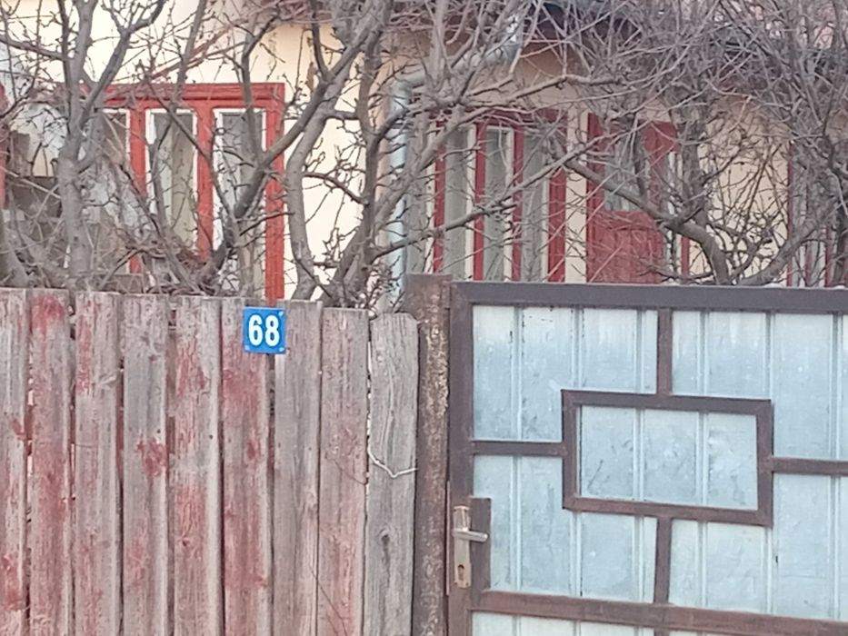 Casa de vanzare sau schimb cu garsoniera M.Ciuc sau Bv