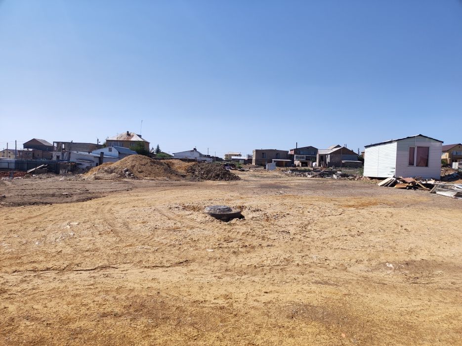 Земельный участок район Кунгей 2 вместе строительным материалом
