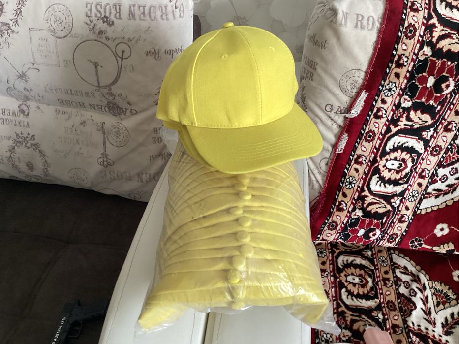 Продам  бейсболки новые