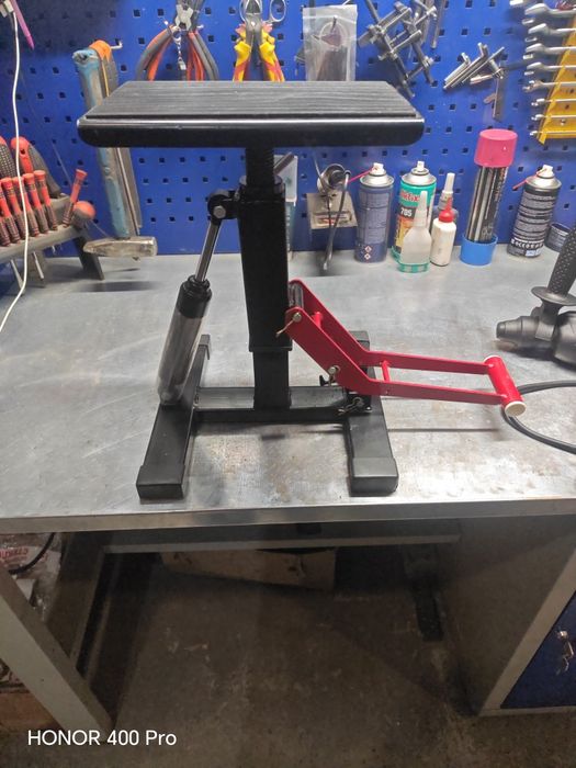 Домкрат подставка для мото техники