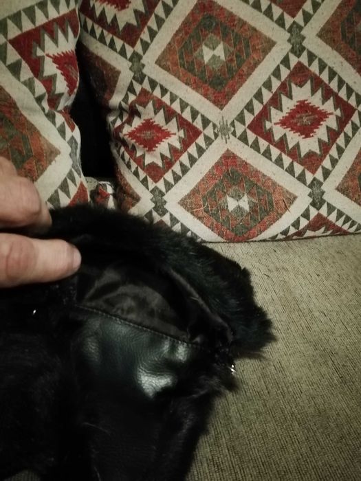 Луксозна кожена дамска чанта кожа –черна  лисица, форма лисичка