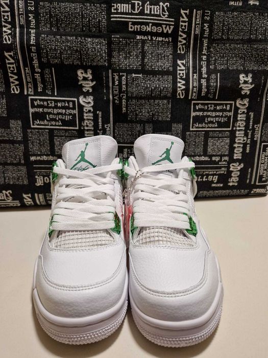 Air Jordan 4 Retro Classic Green